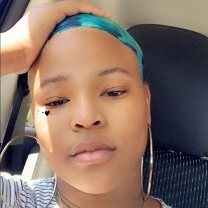 Meet your Posher, Annette